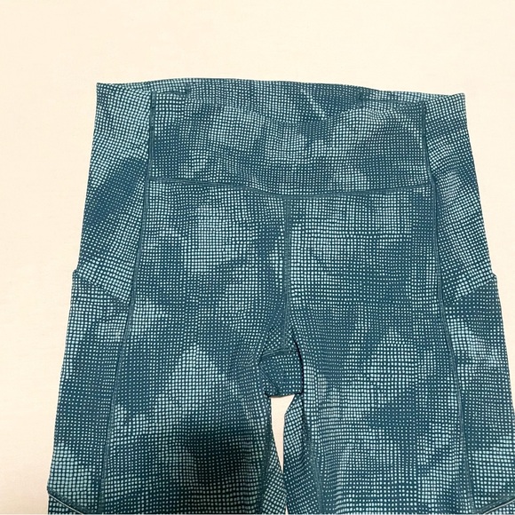 Lululemon Speed Up Tight Leggings with Pockets Size 6 - Picture 2 of 16